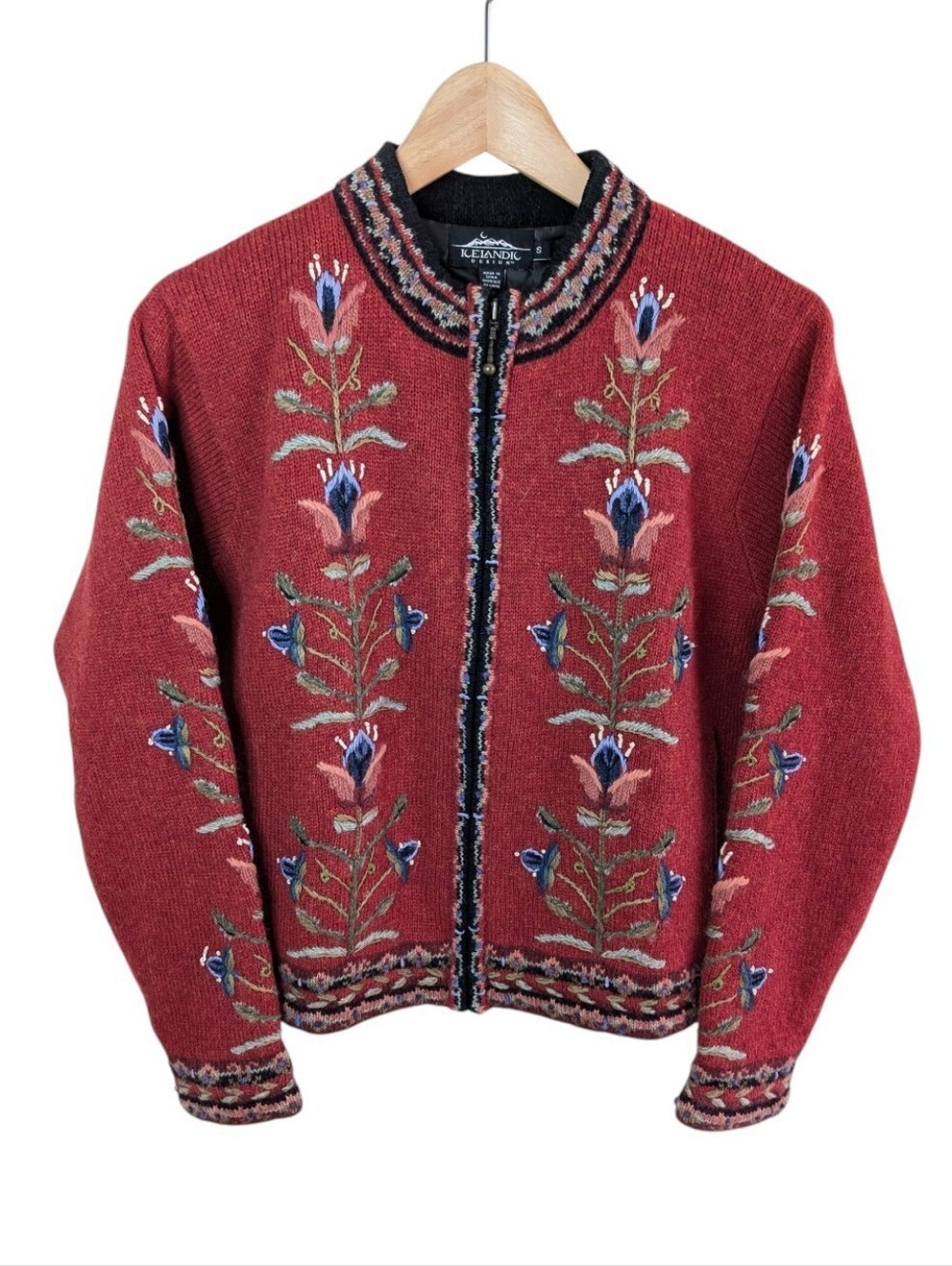 Icelandic Design Wool Blend Embroidered Cardigan Jacket Red Small